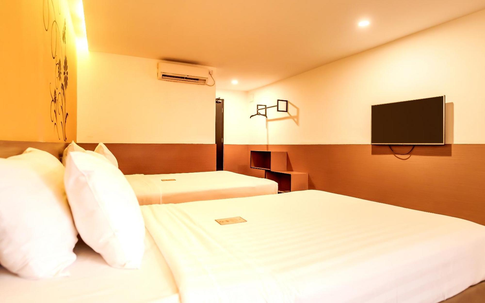Yellow Bee Tangerang Quarto foto